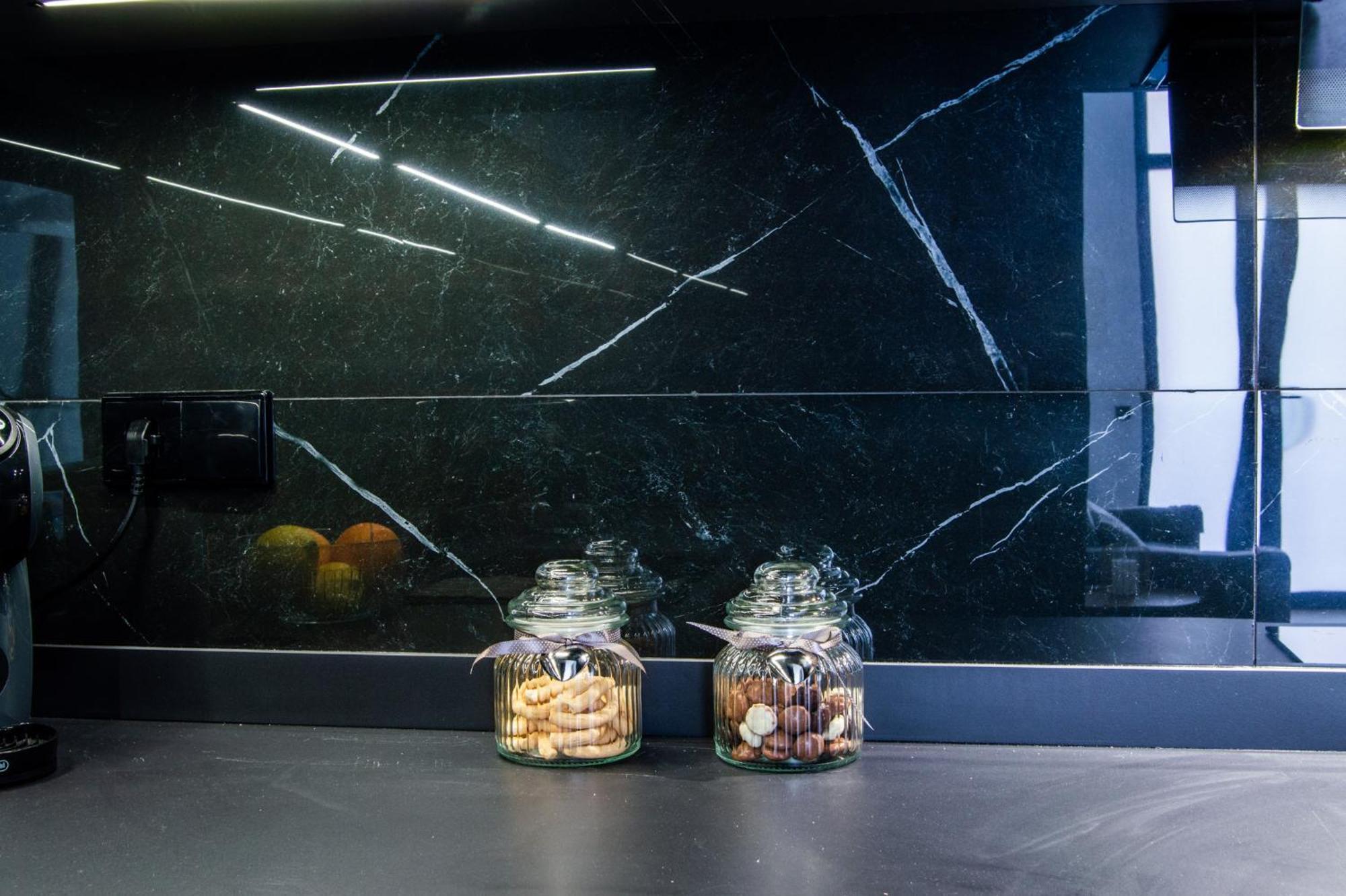 Luxe In - Dichtbij Appartement *